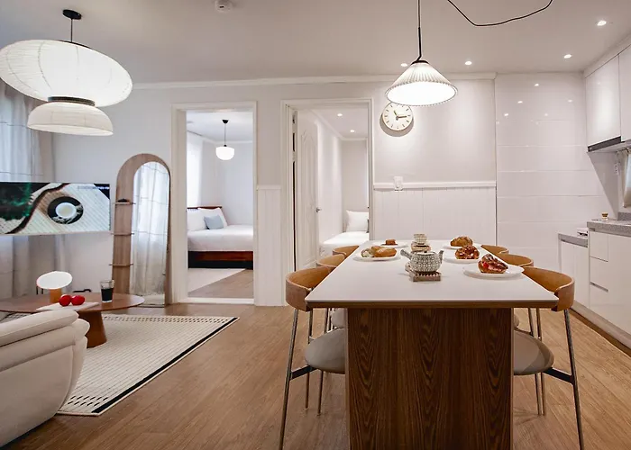 アパート Hongdae 安 3br 4 Beds Up To 8 Guests ソウル特別市