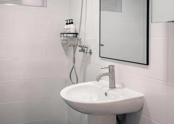 Hongdae 安 3br 4 Beds Up To 8 Guests *